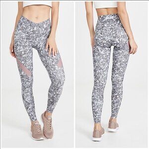 Stella McCartney Adidas Alpha Skin Grey Camo pattern leggings Size Medium